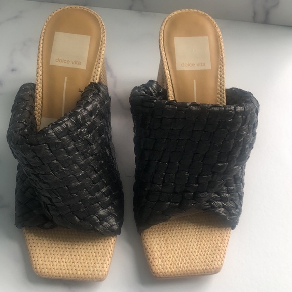 Dolce Vita POSY Sandals Black Raffia Block Heel, 5/6, New For Spring 2023 - Picture 2 of 12